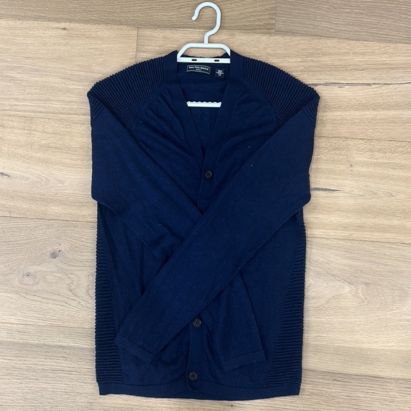 EUC SAKS FIFTH AVENUE LUXURY WOOL-CASHMERE CARDIGAN - Picture 9 of 10